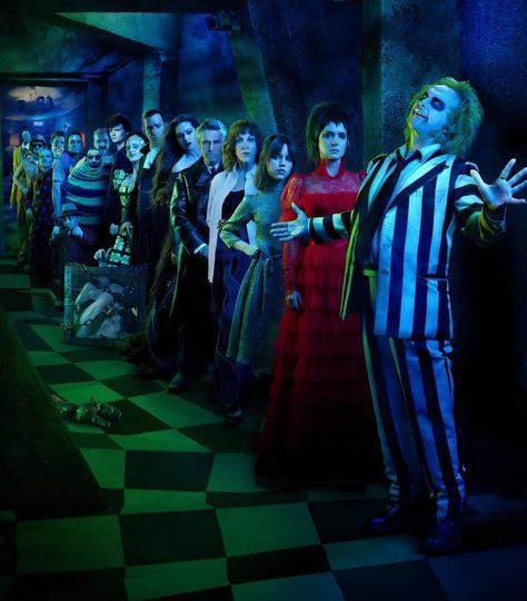 Tim Burton Personajes, Beetlejuice Cast, Beatle Juice, Beetlejuice 2, Beetlejuice Cartoon, Beetlejuice Movie, Beetlejuice Halloween, Halloween Wallpaper Cute, Tim Burton Art