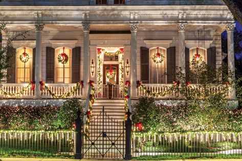 New Orleans is a marvelous destination but especially magical during December when residents channel their joyous Christmas in the Crescent City spirit. New Orleans Christmas, The Crescent City, Victorian Bed, Southern Christmas, Victoria Magazine, Holiday Home Tour, Southern Cities, New Orleans Homes, Simple Christmas Decor