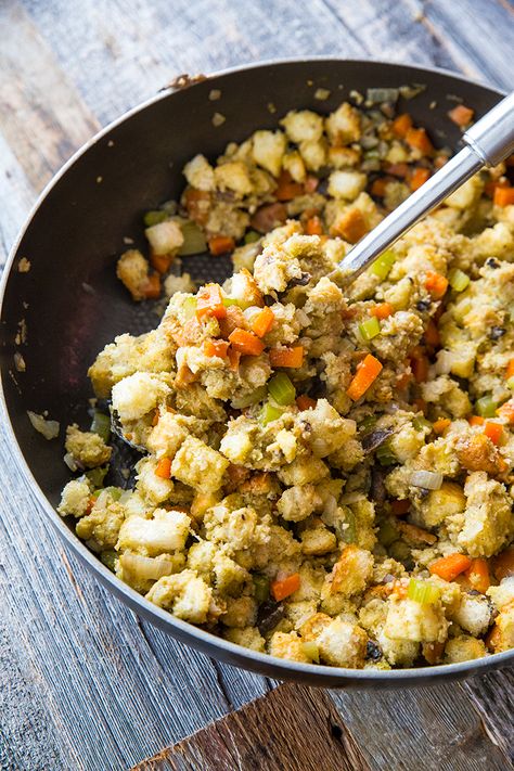 Homemade stove top stuffing, one of my favorite things to eat during the holidays! This is the best recipe I have found yet! Recipe from @kitchenmagpie. #stuffing #dressing #recipes #food #christmas #turkey #meals #holidays #thanksgiving Stove Top Dressing, Homemade Stove, Stove Top Stuffing Meatloaf, Stove Top Stuffing Recipes, Homemade Stuffing Recipes, Turkey Stuffing Recipes, Stove Top Stuffing Mix, Stove Top Stuffing, Homemade Stuffing