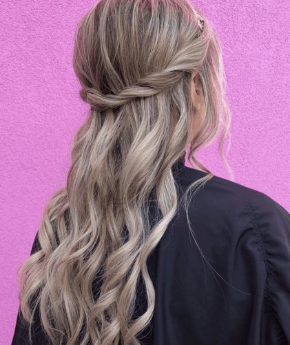 Braiding isn't for everyone, but don't let that drag you down. Here are 11 super trendy and easy no-braid hairstyles you could start doing today! A twisted half-updo or twisty half-up hairstyles are perfect for you! #NoBraidHairstyles #HairStyles #TrendyHairstyles #HairTrends #HairIdeas Basic Hairstyles, Braided Half Up, Beautiful Hair Color, Brunette Highlights, Braided Hairstyles Tutorials, Simplify Your Life, Easy Hairstyles For Long Hair, Half Up Hair, Box Braids Hairstyles