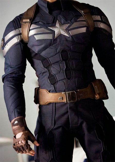 Captain America Suit Design, Captain America Aesthetic, Captain America Suit, Chris Evans Beard, Stealth Suit, Captain America Cosplay, Super Hero Shirts, Captain America Costume, Captain America Winter Soldier