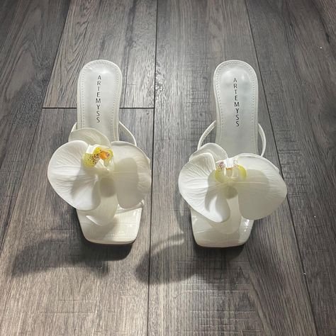 White Heels Flowers, White Heels With Flowers, White Flower Heels, Orchid Heels, Heels Flower, Open Toe Sandals Heels, Butterfly Heels, Strap Sandals Heels, Flower Heels