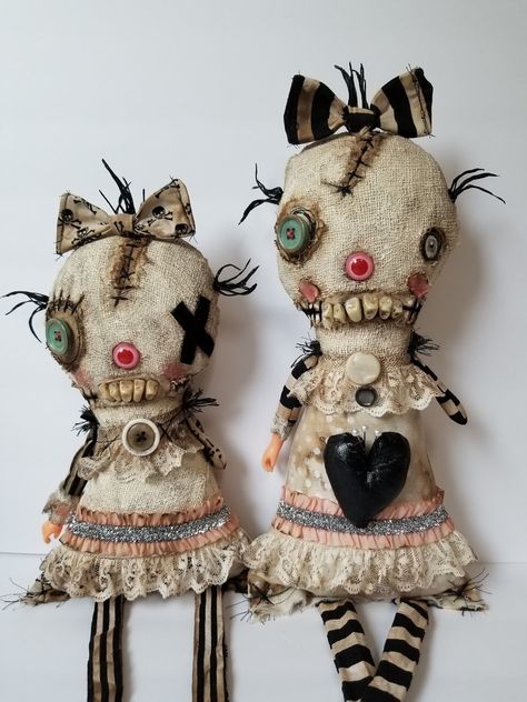 Raven Witch, Soft Sculpture Art, Textile Art Dolls, Zombie Dolls, Monster Girls, Ugly Dolls, Scary Dolls, Art Dolls Cloth, Folk Art Dolls