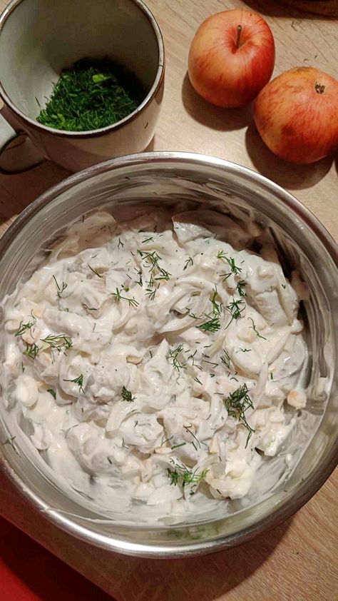 Creamed Herring Recipe, Herring Recipe, Polish Food Recipes, Herring Recipes, Polish Food, Fish Dinner, Boiled Potatoes, Polish Recipes, Easy Dishes