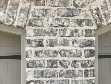 Lots of white mortar combined with Tufts Old House brick. Grey Brick House Exterior, Grey Brick Houses, House Brick, Brick Roof, Antique Brick, Brick Detail, Masonry Work, Brick Arch, Storybook Cottage