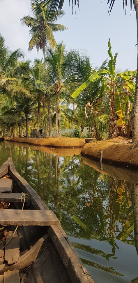 Munroe Island: Kerala, South India. Karnataka Aesthetic, Munroe Island, Kerala Culture, Fake Aesthetic, Kerala Backwaters, Kerala Travel, Kerala India, Beautiful Photos Of Nature, South India