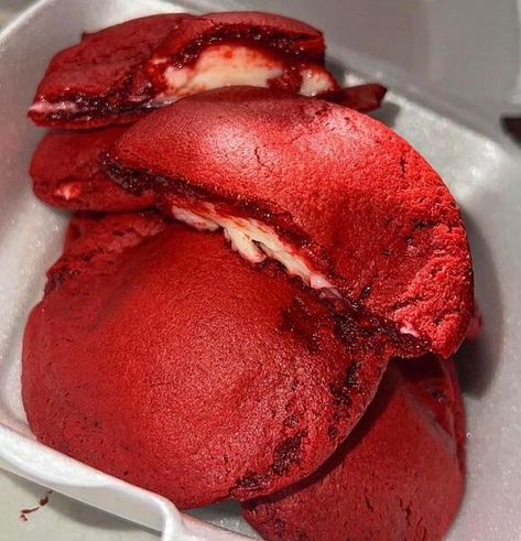 Decadent Cheesecake Stuffed Red Velvet Cookies: A Delightful Indulgence - NewsBreak Stuffed Red Velvet Cookies, Peppermint Crisp Tart, Peppermint Crisp, Velvet Cookies, Cookie Cakes, Mama Recipe, Red Velvet Cookies, Drop Biscuits, Cheesecake Filling