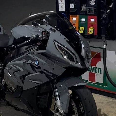 Bike Bmw 1000rr, Motorcycle Gear Aesthetic, Bmw Sr1000 Rr, Bmw Bikes Motorcycles, Bmw Bike 1000rr, Bmw Motorcycle S1000rr, Bmw Bike, Motos Bmw, Bike Bmw