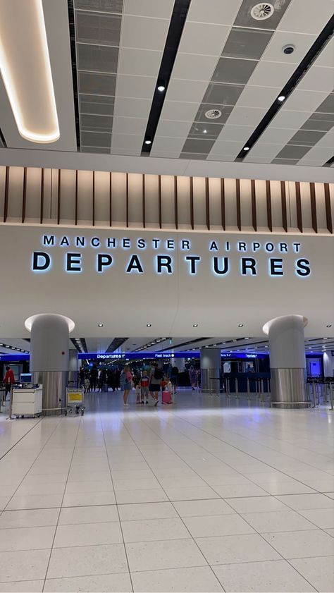 Manchester Airport Snapchat, City Palace Udaipur, Travel Aesthetics, Manchester Airport, Airport Travel, Lovely Flowers Wallpaper, Aesthetic Pastel, Flowers Wallpaper, Udaipur