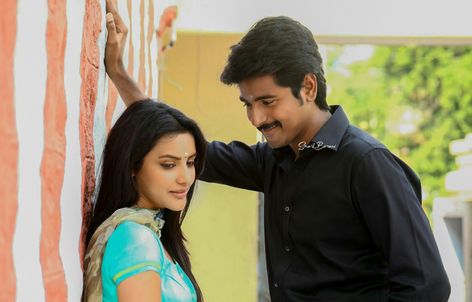 Ethir Neechal, Movie Romantic, Priya Anand, Romantic Photo, Initials Logo Design, Movie Pic, Romantic Photos, Couples Poses, Initials Logo