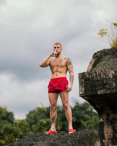 Jake Paul Tattoo, Jake Paul Boxing, Boxing Pictures, Logan And Jake, Boxing Images, Tattoo Leg, Logan Paul, Jake Paul, Angel Tattoo