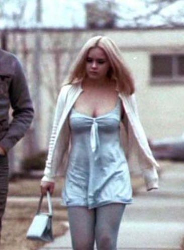 divora on Twitter: "need a blue babydoll dress like my life depends on it https://t.co/NELQ01kiqK" / Twitter Layla Buffalo 66, Buffalo 66, Blue Babydoll Dress, Movie Halloween Costume, Aquarius Woman, Girl Interrupted, Halloween Costumes For Couples, Christina Ricci, 60s Fashion