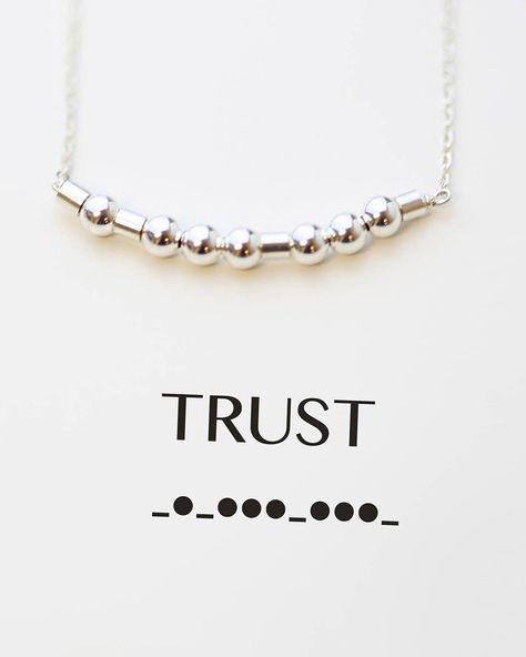 Keep a secret words close you with this Morse code necklace!Special names, dates, initials, words.. Anything that is meaningful to you can be personalized. Each piece is special and completely one of a kind, because it is all about you!This is beautiful and delicate morse code bracelet in hight quality gold-fill or sterling silver. Make the moment last by customizing one as a gift for someone you love. Gold filled or Sterling Silver 3mm Beads Can be customize with ONE word Leave us your personal Secret Words, Bts Bracelet, Code Morse, Morse Code Necklace, Morse Code Bracelet, Diy Bracelet Designs, Diy Bracelets Patterns, Jewelry Accessories Ideas, Morse Code