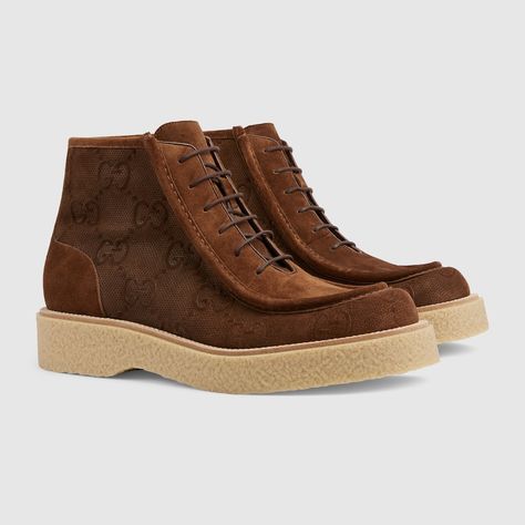 Shop the Men's lace-up ankle boot in brown at GUCCI.COM. Enjoy Free Shipping and Complimentary Gift Wrapping. Designer Winter Boots, Seductive Style, Ankle Boots Men, Italy Print, Clothing Men, Boots Ankle, Lace Up Ankle Boots, Beauty Items, Gucci Men