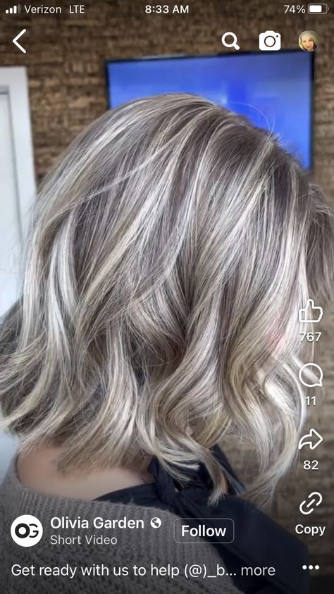 Grey Hair Transformation, Silver Blonde Hair, Medium Hair Styles For Women, Haircuts For Medium Length Hair, Beautiful Gray Hair, Dark Roots Blonde Hair, Silver Blonde, Blending Gray Hair, Ash Blonde Hair