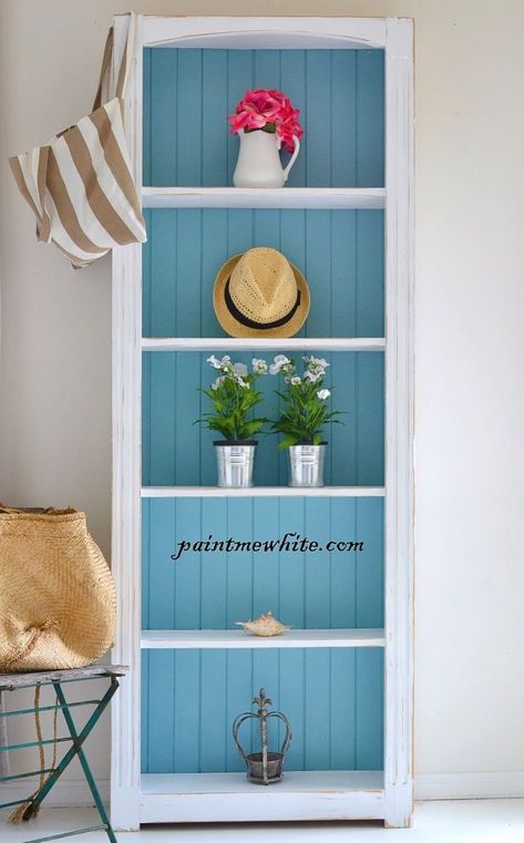 Bookcase Makeover Ideas | Painting the Back of a Bookcase | Blue and White Bookcase Paint Makeover for a Beach Vibe | Coastal Furniture Makeover Ideas Diy Bookshelf Plans, Bookshelf Makeover, Bookcase Makeover, House Shelves, Interior Design Advice, Woodworking Furniture Plans, Beach Cottage Decor, Bookshelves Diy, Beach House Decor