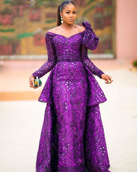 Hands Down, Lilian Afegbai Won Red Carpet Style At #GoldenMAA2018! | BN Style African Party Dresses, African Lace Styles, Lace Gown Styles, Afrikaanse Mode, Women Lace Dress, African Lace Dresses, Lace Styles, Dress Pretty, African Lace