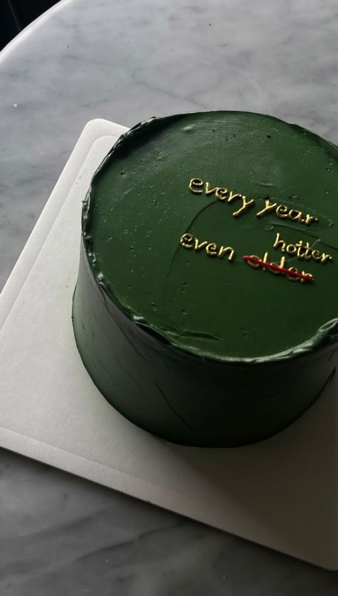 Every Year Even Hotter Cake, Man Cake 30 Birthday, Aesthetic Cake Decor, Cake For Guys Birthday, 33 Birthday Cake Men, 30 Year Birthday Cake, Birthday Aesthetic Men, Birthday Cake Decorating Ideas For Men, 24 Bday Cake