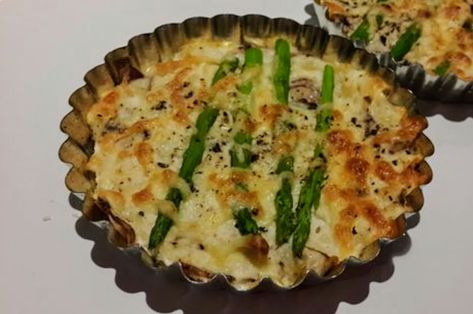 COHEN DIET: Ricotta and Asparagus Tarts Cohen Diet Recipes, Asparagus Frittata, Asparagus Tart, Family Dishes, Quick Diet, Frittata Recipes, Potluck Dishes, Perfect Brunch, Diet Ideas