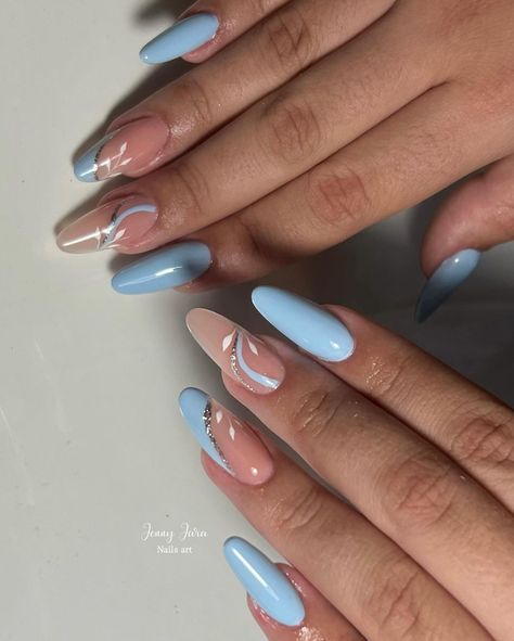 Blue And Silver Nails Ideas, White And Silver Aesthetic, Light Blue And Silver Nails, Silver Nails Ideas, Trending Nail Designs, Blue And Silver Nails, Hoco Nails, Silver Aesthetic, Nail Style