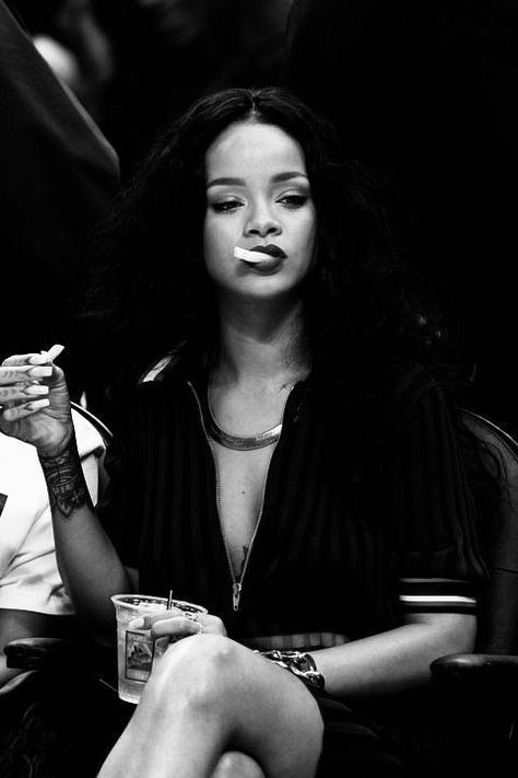 Rihanna, Welcome Back, Around The World, Black And White, Tumblr, Instagram, Black