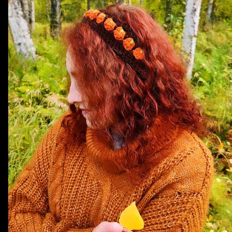 Happy Fall Equinox 🍎🎃🍁💛🧡🤎 As a free gift when you download the 🍎Apple Scruff Headband🍏 pattern, at the end is a free pattern for a little pumpkin variation! I had alot of fun creating this pattern, and I think it's perfect for fall. Find the pattern in my Etsy right now, along with many more fun crochet patterns to try! 😁💖✌️ #fyp #crochet #Apple #applescruff #pumpkin #pumpkinspice #crocheter #crochetaddict #crochetpattern #fall #halloween Fun Crochet Patterns, Crochet Apple, Beginner Crochet Projects, Beginner Crochet, Fun Crochet, Headband Pattern, Crochet Headband, Happy Fall, Fall Halloween