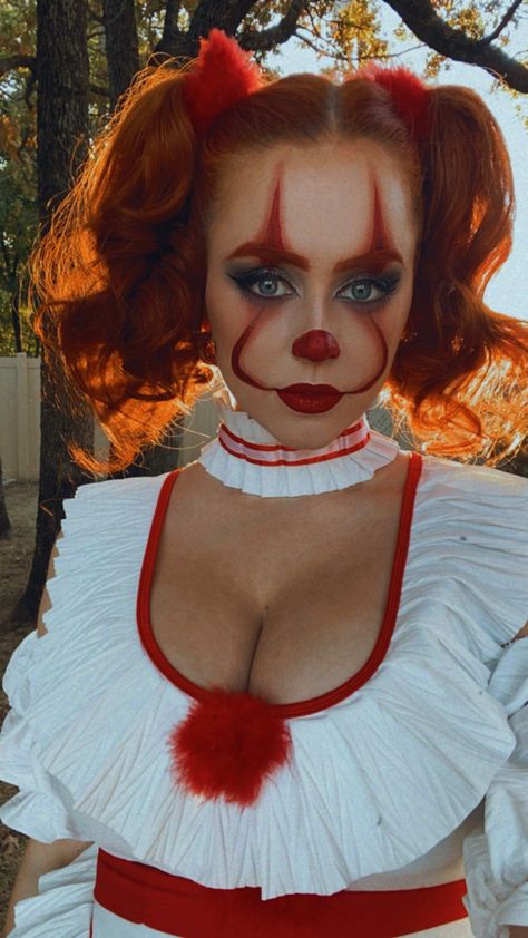 Halloween pennywise makeup