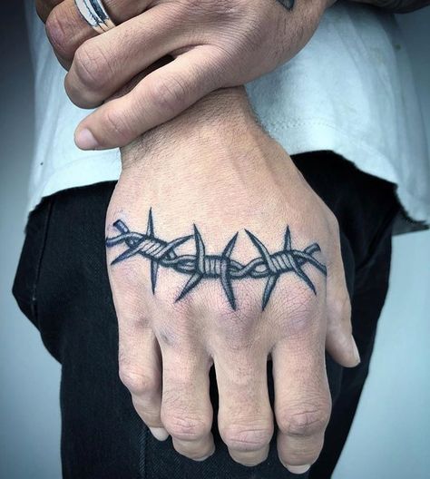 Tattoo Inspo Men, Men Finger Tattoos, Scorpion Animal, Barbed Wire Tattoo, Wire Tattoo, Barbed Wire Tattoos, Knuckle Tattoos, Flash Tattoo Designs, Tattoo Lettering Fonts