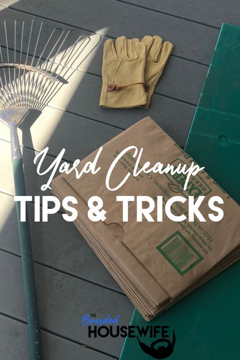 It is FINALLY spring and it is time to cleanup the yard so it can shine with all its beauty! Clean Yard Ideas, Yard Clean Up, Outdoor Cleaning Hacks, Cleaning Backyard, Spring Yard Clean Up, Yard Clean Up Tips, How To Clean Garden Tools, Backyard Cleanup, Spring Cleaning Yard