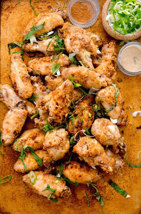 Chinese Salt And Pepper Chicken, Salt And Pepper Wings, Salt And Pepper Chicken Wings, Mandarine Recipes, Chinese Chicken Wings, Pepper Chicken Wings, Salt And Pepper Chicken, Southern Fried Chicken, Pepper Chicken