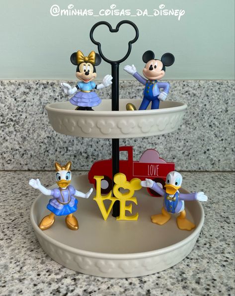 Disney Tiered Tray Decor, Mickey Home Decor, Tiered Tray Decorations, Casa Disney, Tier Trays, Home Disney, Disney Home Decor, Disney Decor, Disney Home