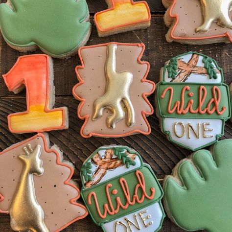 Bite Size Cookie Shop on Instagram: “A wild ONE party going down today!! I miss birthday parties that don’t have to worry about head count or sharing food and just normal…” Wild One Cookies, 1st Birthday Foods, Monkey First Birthday, Cars Theme Cake, Car Cake Toppers, First Birthday Cookies, Wild Birthday Party, Bite Size Cookies, Jungle Theme Birthday