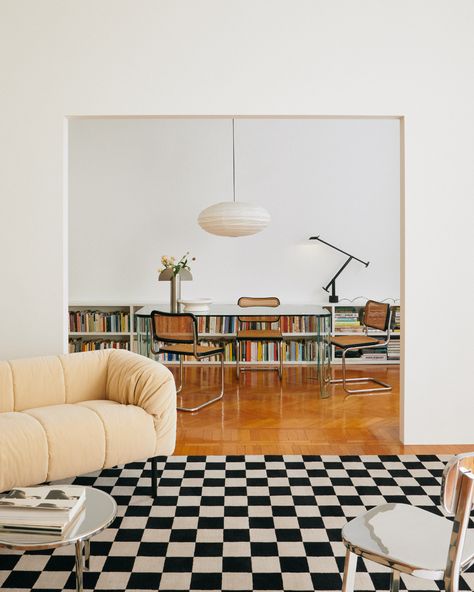 Apartment Inspiration, Ferm Living, A Living Room, Modern Retro, Interior Inspo, 인테리어 디자인, Interior Spaces, Interior Inspiration, Home Deco