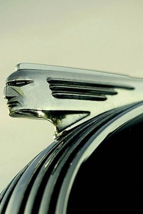 Art Deco Hood Ornaments, Sp2 Vw, Art Deco Photography, Custom Wheels Cars, Art Deco Car, Vintage Airline Posters, Car Hood Ornaments, Art Deco Sculpture, Automotive Decor