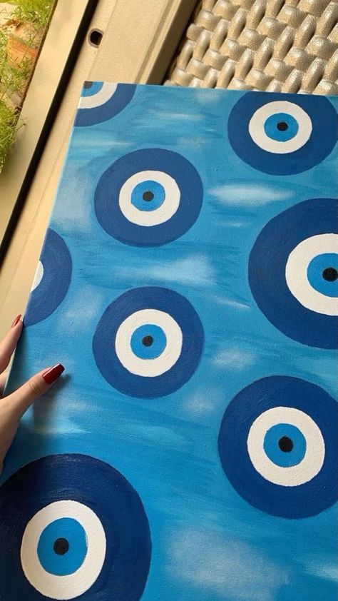 Canvas Painting Ideas Evil Eye, Simply Painting Ideas, Basic Canvas Painting Ideas, Art Easy Paint, Evil Eye Art Painting, 444 Painting, Trippy Hippy Painting Ideas, Pretty Painting Ideas, Really Easy Paintings