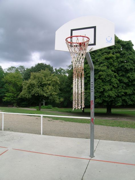 thierry fontaine Basketball Art Installation, Portable Basketball Hoop, Basketball Theme, Sensory Art, Basketball Net, Basketball Art, Basketball Hoop, Art Installation, Sports Art