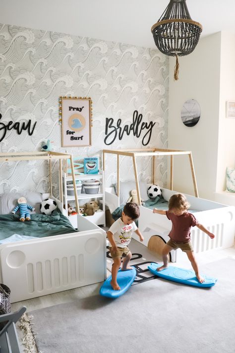 Big Boy Room Ideas, Twin Boys Room, Boy Room Ideas, Twin Boys Bedroom, Toddler Floor Bed, Surf Room, Boy Toddler Bedroom, Boys Bedroom Makeover, Big Boy Bedrooms