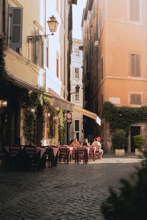 Rome aesthetic architecture Рим эстетика архитектура пейзаж Rome On Film, Rome Aesthetic Photos, Italy Rome Aesthetic, Italy On Film, Rome Aesthetic, Rome Streets, Rome Photography, Rome Photo, Travel Film