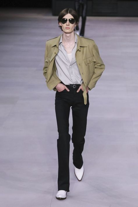 Celine S/S 20 Men's Show (Celine) Celine Menswear, Celine Outfit, Celine Fashion, Ex Best Friend, Outer Jacket, Saint Laurent Paris, Menswear Collection, Gucci Men, London Fashion