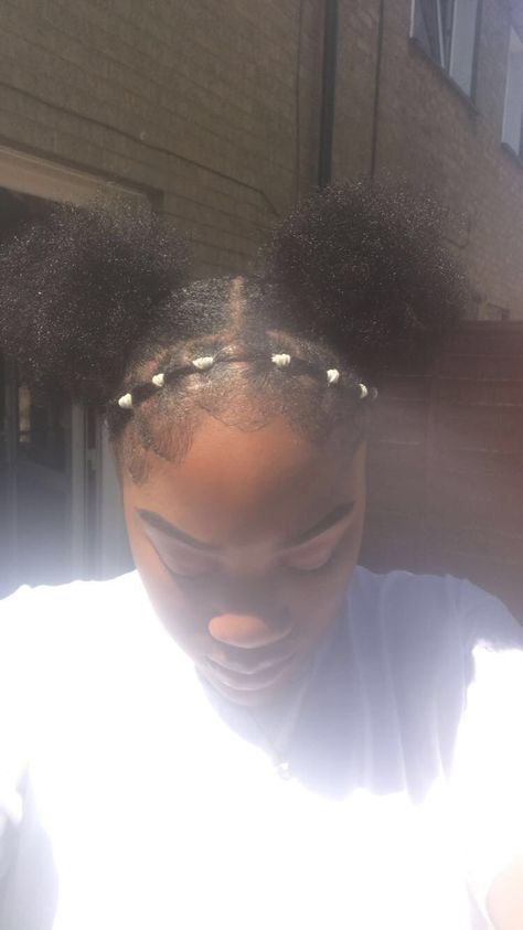 Gang Hairstyles, Rubber Band Hairstyle, Two Puffs, Band Hairstyles, Rubber Band Hairstyles, Hair Puff, Girls Natural Hairstyles, Skin Imperfection, Natural Hairstyles