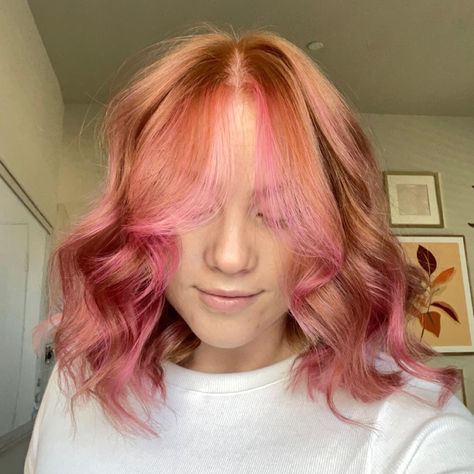 Ginger And Coloured Hair, Light Pink And Ginger Hair, Pink Highlights In Auburn Hair, Ginger Blonde And Pink Hair, Redhead With Pink Highlights, Pink Highlights In Copper Hair, Natural Red Hair With Dyed Tips, Blonde With Colorful Highlights, Ginger Pink Highlights