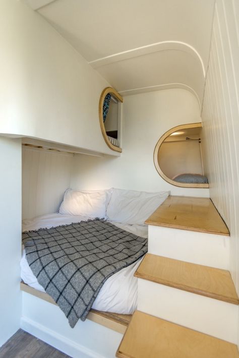 Sprinter Camper Conversion, Sprinter Van Camper, Conversion Van, Sprinter Van Conversion, Van Conversion Interior, Sprinter Camper, Cool Campers, Campervan Interior, Camper Van Conversion Diy