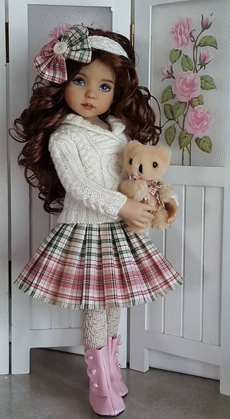 Куклы American Girl, American Doll Clothes, Crochet Doll Clothes, Hand Knitted Sweaters, Child Doll, Pretty Dolls, Girl Doll Clothes, Doll Clothes American Girl, The Doll