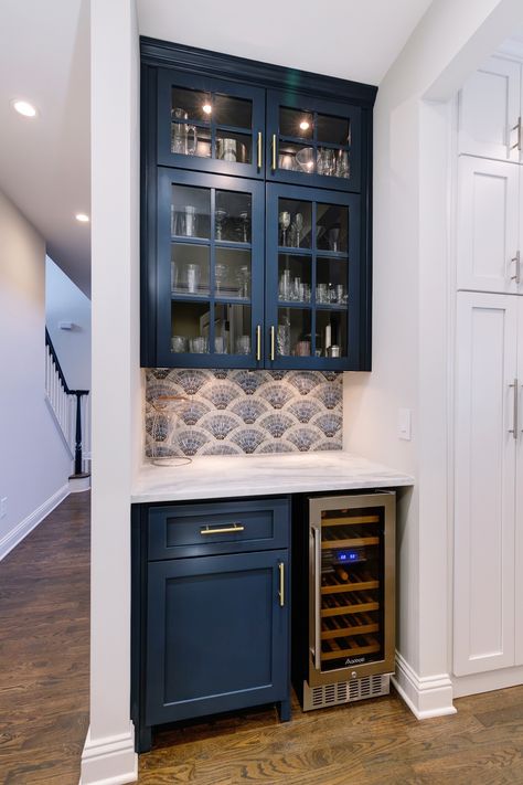 Bar Nook, Kitchen Bar Design, Home Wet Bar, Closet Bar, Home Bar Rooms, Coffee Bar Home, Home Bar Designs, Blue Cabinets, Dry Bar