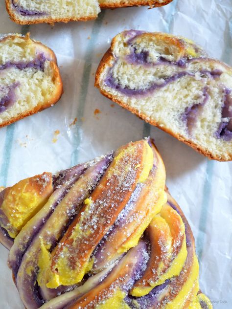 Ube Loaf Ube Loaf, Ube Ensaymada, Filipino Bread Recipe, Purple Potato Recipes, Ube Extract, Filipino Bread, Ube Jam, Ube Halaya, Terrific Tuesday