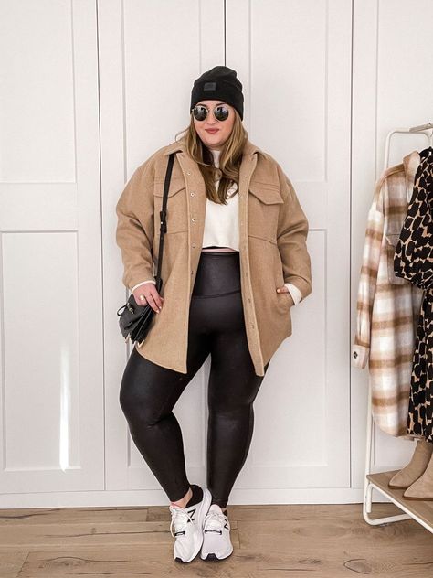 Curvy Winter Outfits, Plus Size Legging Outfits, Faux Leather Leggings Outfit, Shacket Outfit, Leggings Outfit Casual, Plus Size Winter Outfits, Leather Leggings Outfit, Look Legging, Plus Size Looks