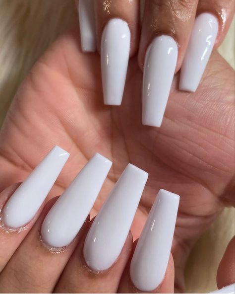 All White Nails With Rhinestones Long, Coffin Acrylic White Nails, White Acrylic Nails Ballerina Medium, White Medium Coffin Acrylic Nails, Long Balerin Nails Designs, Nails White Square Long, Ballerina White Nails, White Nails Ballerina Shape, Plain White Coffin Acrylic Nails