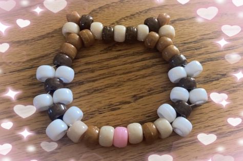 Cat Kandi Bracelet, Kandi Patterns Bracelets, Kandi Patterns Cuff, Kandi Cuff Patterns, Kandi Inspo, Diy Kandi Bracelets, Pony Bead Bracelets, Pony Bead Crafts, Diy Kandi