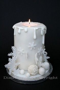 Christmas Candle Cake Ideas, Candle Cake Ideas, Christmas Candle Cake, Snowflake Cakes, Snowball Cake, Winter Torte, Snowflake Candle, Xmas Cakes, Torte Creative