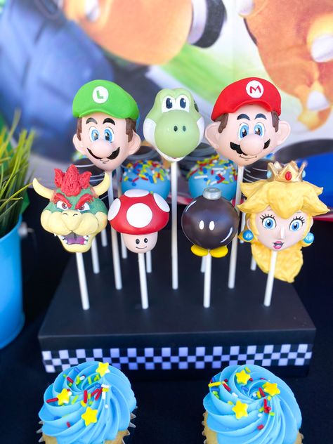 Super Mario Cake Pops, Mario Cake Pops, Super Mario Cake, Mario Cake, Super Mario Party, Mario Party, Cakepops, 7th Birthday, Super Mario Bros